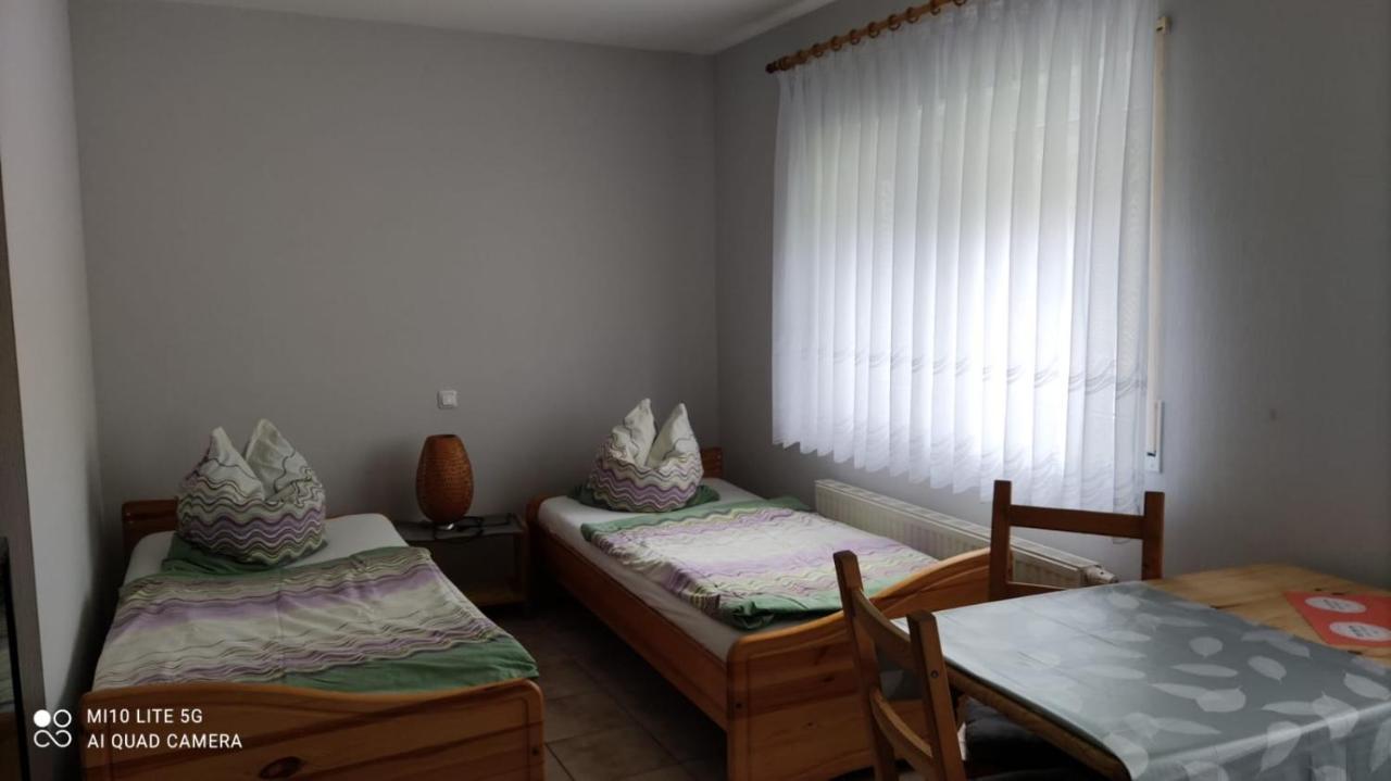 Pension Und Ferienwohnung Walther App. 2 Storkow  Exterior photo